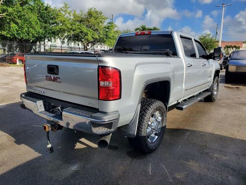 Quicksilver Metallic 2016 GMC Sierra 2500 SLT