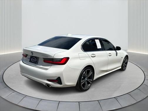 2022 BMW 330e Base