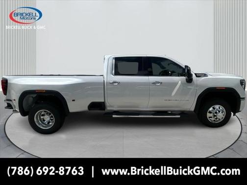 2025 GMC Sierra 3500 Denali