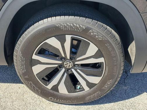 2024 Volkswagen Atlas 2.0T SE