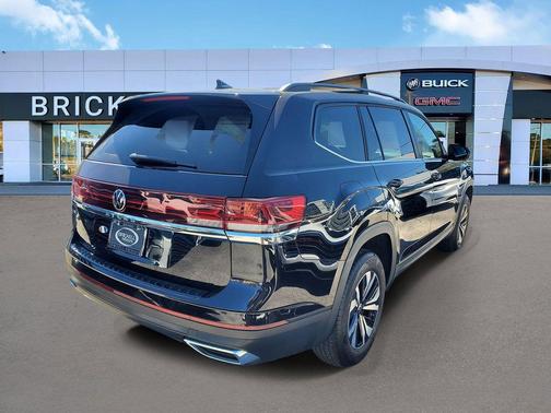 2024 Volkswagen Atlas 2.0T SE