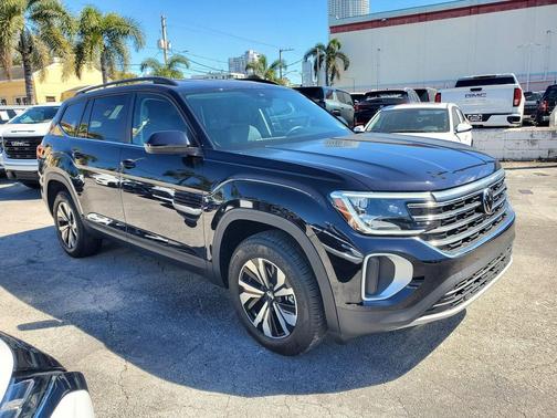 2024 Volkswagen Atlas 2.0T SE