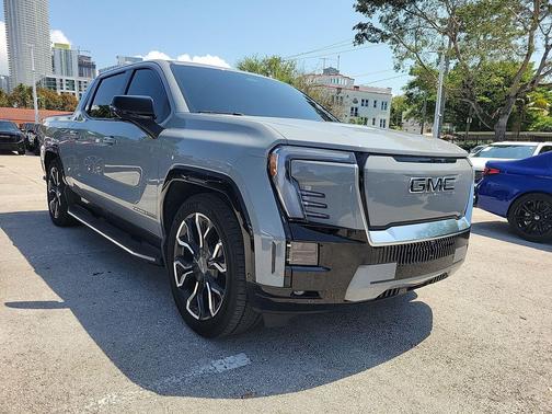 2024 GMC Sierra EV Denali Edition 1