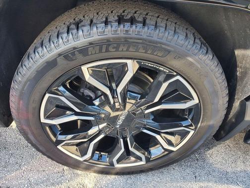 Thunderstorm Gray 2024 GMC Sierra EV Denali Edition 1