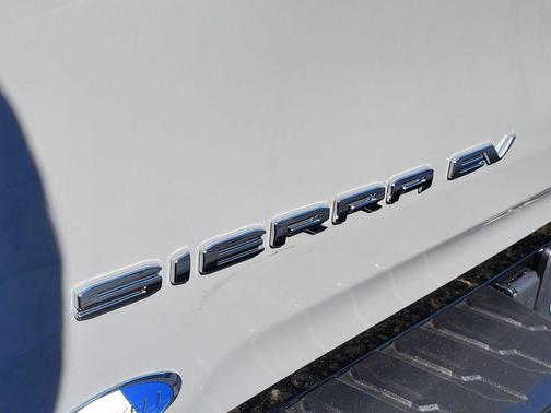Thunderstorm Gray 2024 GMC Sierra EV Denali Edition 1