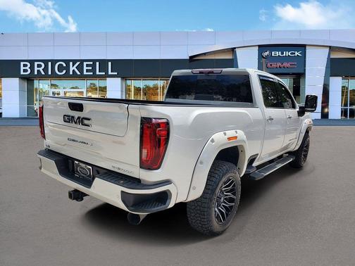 White Frost Tricoat 2021 GMC Sierra 2500 Denali