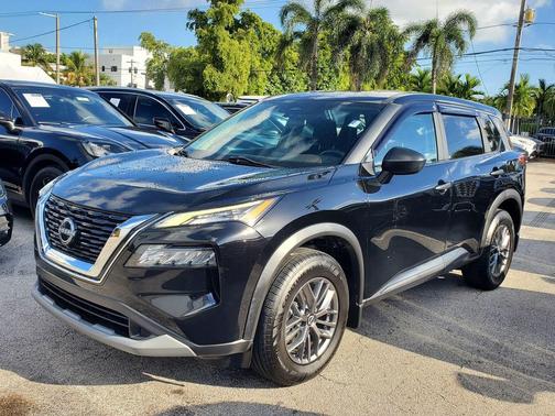 Super Black 2023 Nissan Rogue S