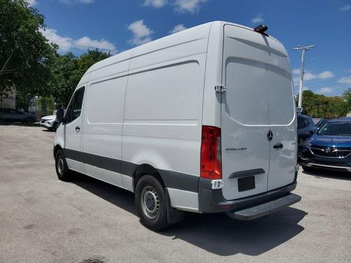 2023 Mercedes-Benz Sprinter 2500 Standard Roof