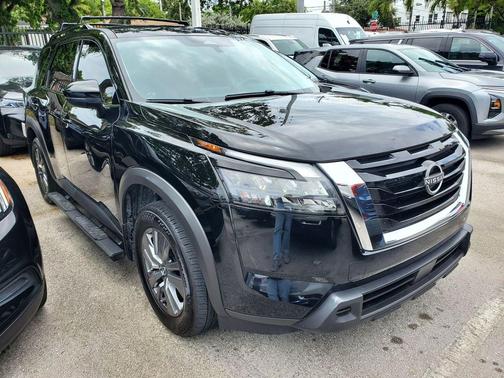 Super Black 2025 Nissan Pathfinder SV FWD