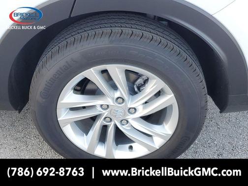 Summit White 2026 Buick Envista Preferred FWD