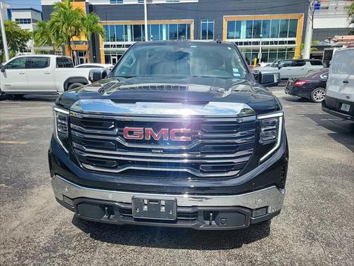 2022 GMC Sierra 1500 SLT