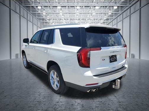 Summit White 2025 GMC Yukon Denali