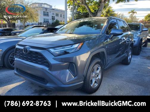 2022 Toyota RAV4 XLE