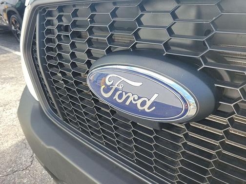OXFORD WHITE 2024 Ford Transit-250 Base