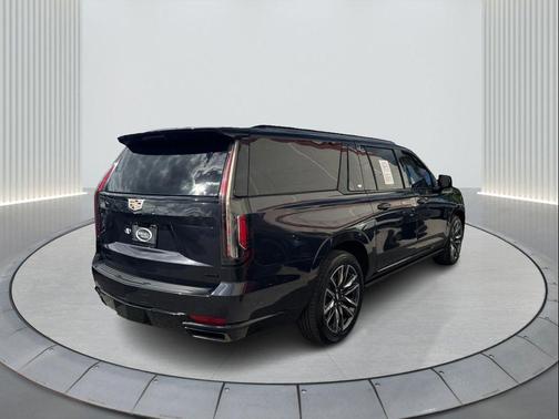 2023 Cadillac Escalade ESV Sport Platinum