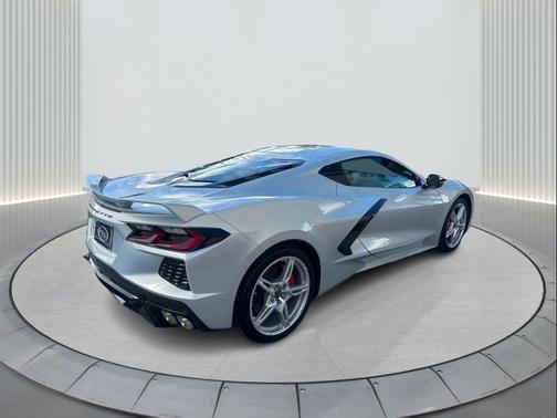 2023 Chevrolet Corvette Stingray w/1LT