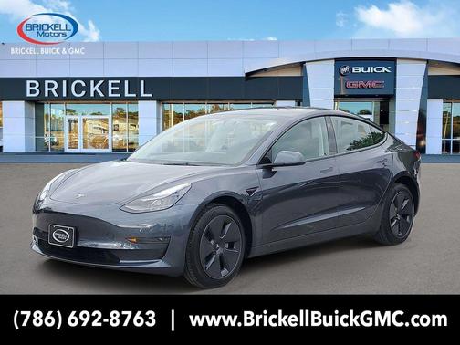 Midnight Silver Metallic 2023 Tesla Model 3 Standard Range