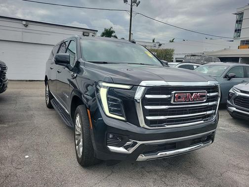 2025 GMC Yukon XL 4WD Elevation