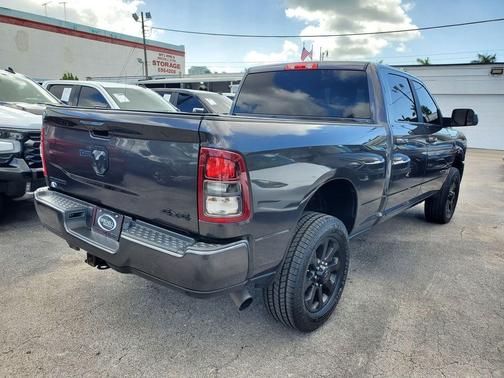 2022 RAM 2500 Big Horn Crew Cab 4x4 6'4' Box