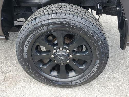 2022 RAM 2500 Big Horn Crew Cab 4x4 6'4' Box