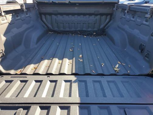 2024 GMC Canyon Denali