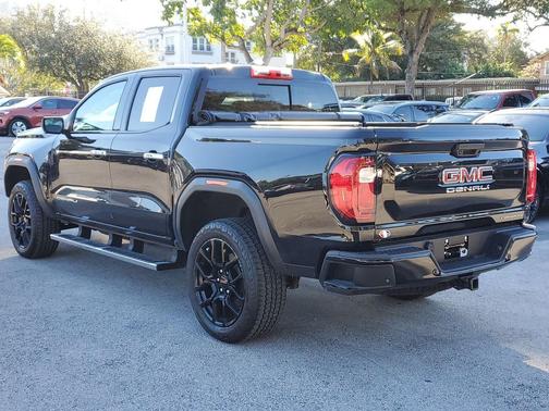 2024 GMC Canyon Denali