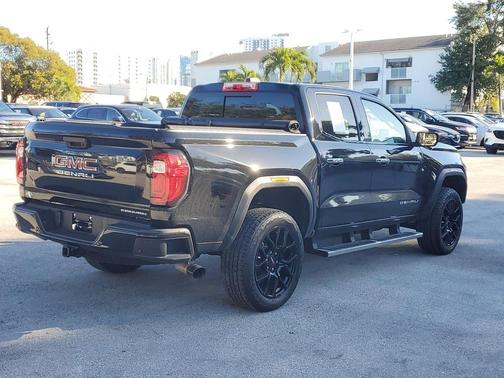 2024 GMC Canyon Denali