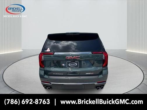 2025 GMC Yukon XL 4WD AT4