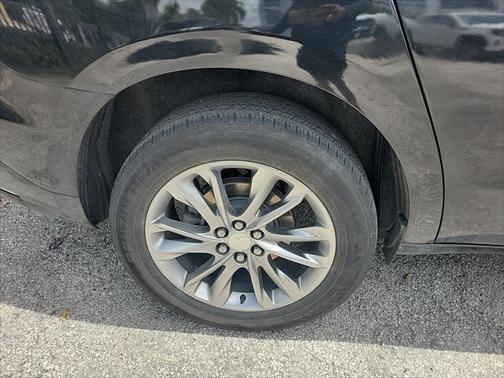 2022 Buick Enclave FWD Avenir
