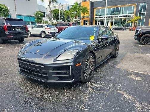 Volcano Grey Metallic 2024 Porsche Panamera Base