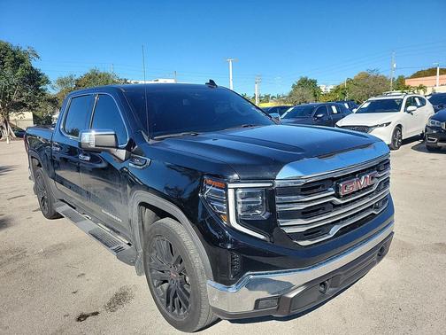2023 GMC Sierra 1500 SLT