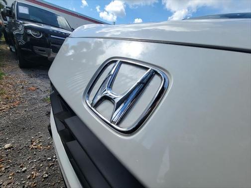 2024 Honda HR-V 2WD Sport