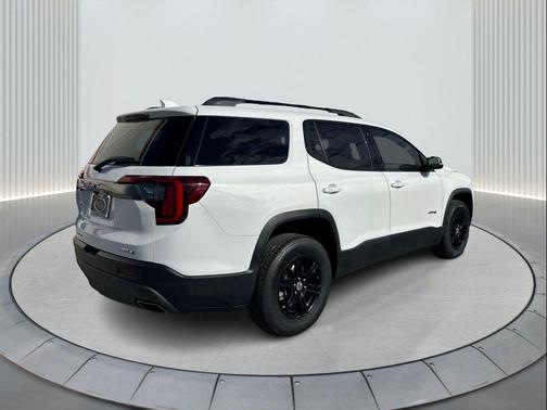 2020 GMC Acadia AWD AT4