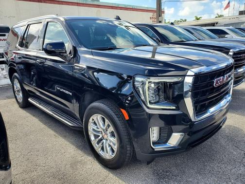 Onyx Black 2023 GMC Yukon SLE