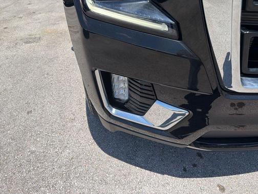 Onyx Black 2023 GMC Yukon SLE