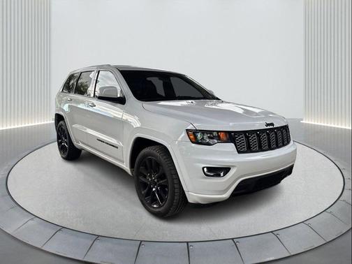 2021 Jeep Grand Cherokee Laredo
