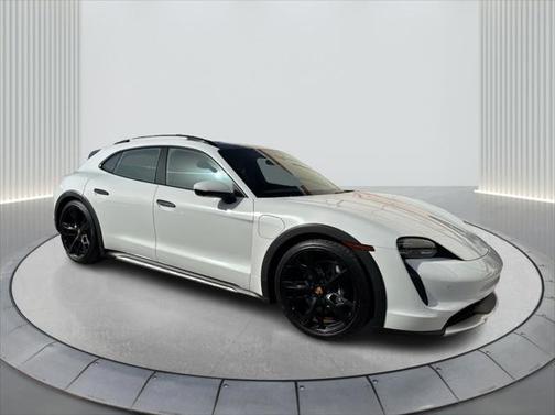 2023 Porsche Taycan Cross Turismo 4
