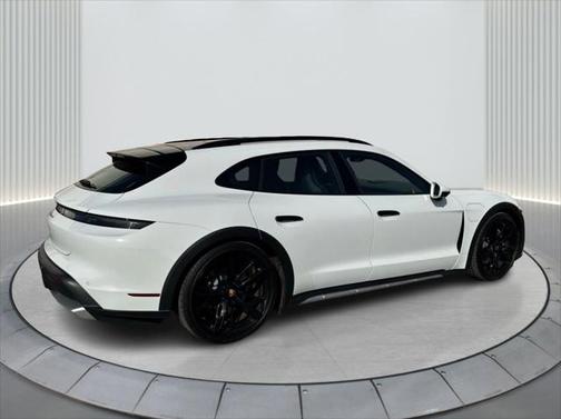 2023 Porsche Taycan Cross Turismo 4