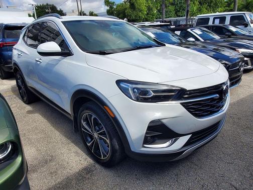Summit White 2022 Buick Encore GX Essence