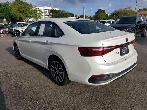 Opal White 2025 Volkswagen Jetta 1.5T SE