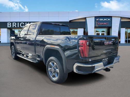 Onyx Black 2025 GMC Sierra 2500 SLT