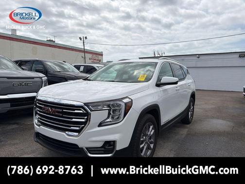 Summit White 2023 GMC Terrain SLT