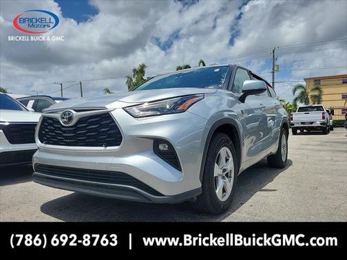 2024 Toyota Highlander LE