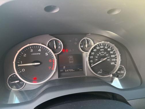 2015 Toyota Tundra SR5