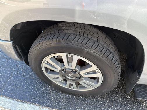 2015 Toyota Tundra SR5