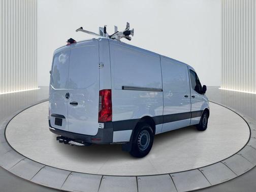 2021 Mercedes-Benz Sprinter 2500 Standard Roof