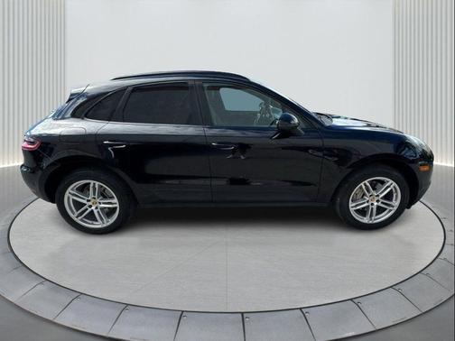 2018 Porsche Macan S