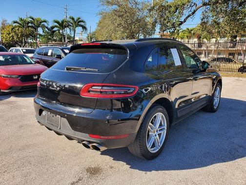 2018 Porsche Macan S