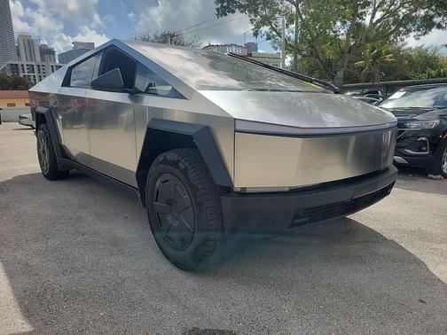 2025 Tesla Cybertruck All-Wheel Drive