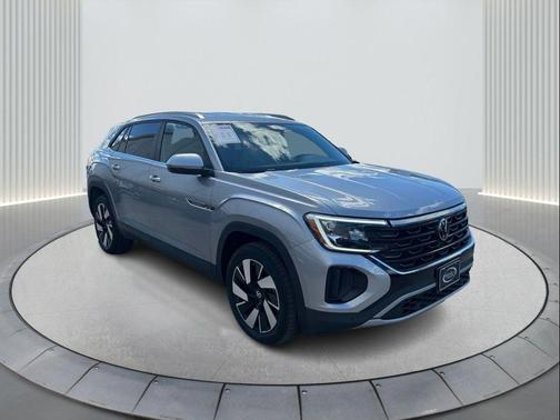 2024 Volkswagen Atlas Cross Sport 2.0T SE w/Technology 4MOTION